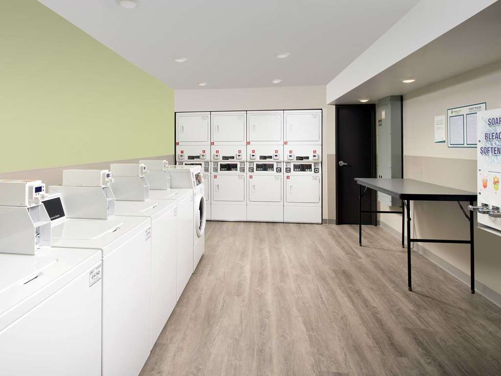Woodspring Suites Washington Dc Northeast Ґрінбелт Зручності фото